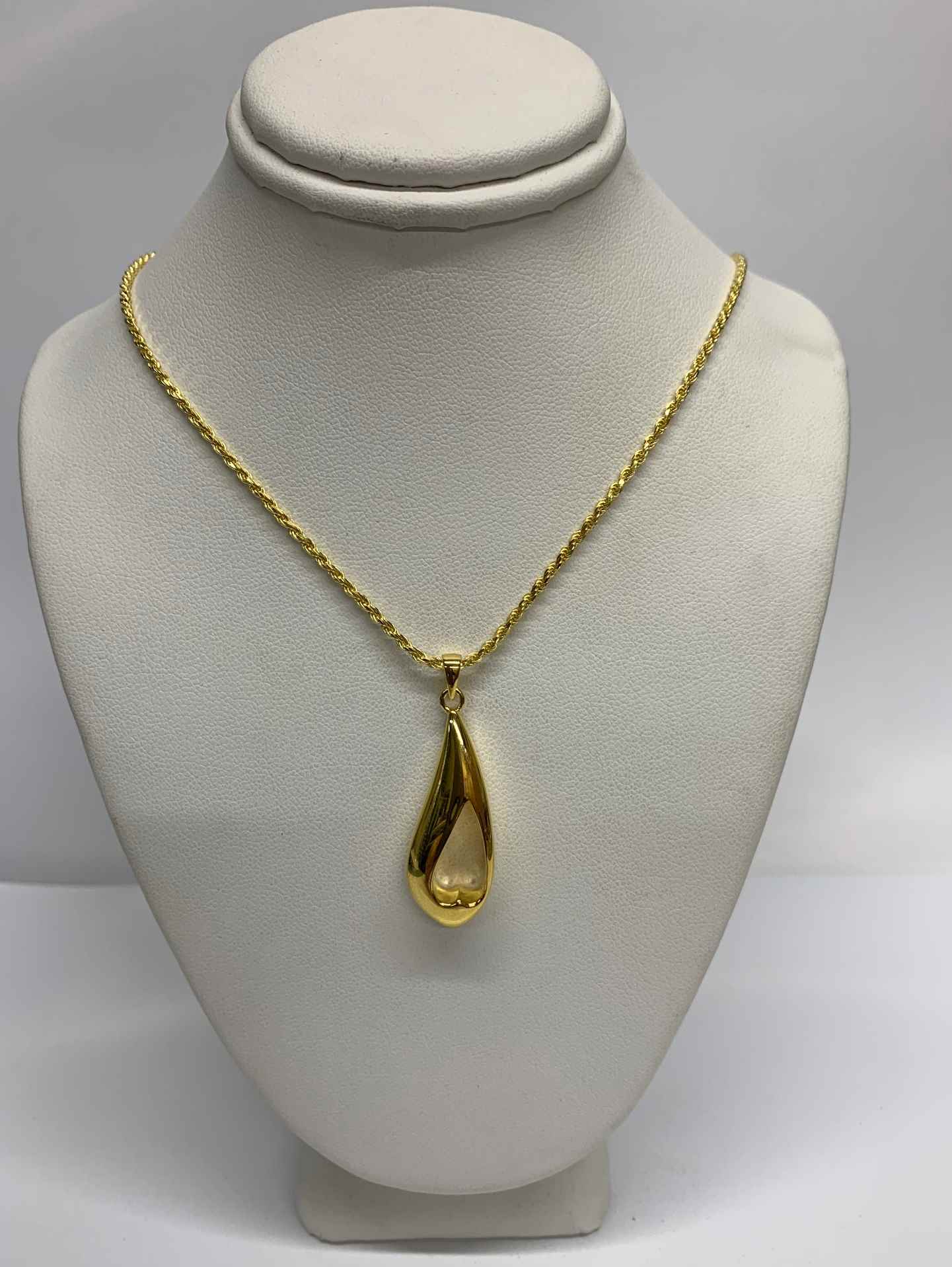 Cremation Pendant No 18 Tear Drop